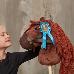 By Astrup Rozetten Voor Stokpaarden