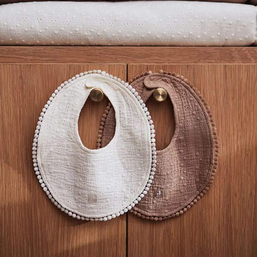 Jollein Slabbetje Rond Embroidery Ivory
