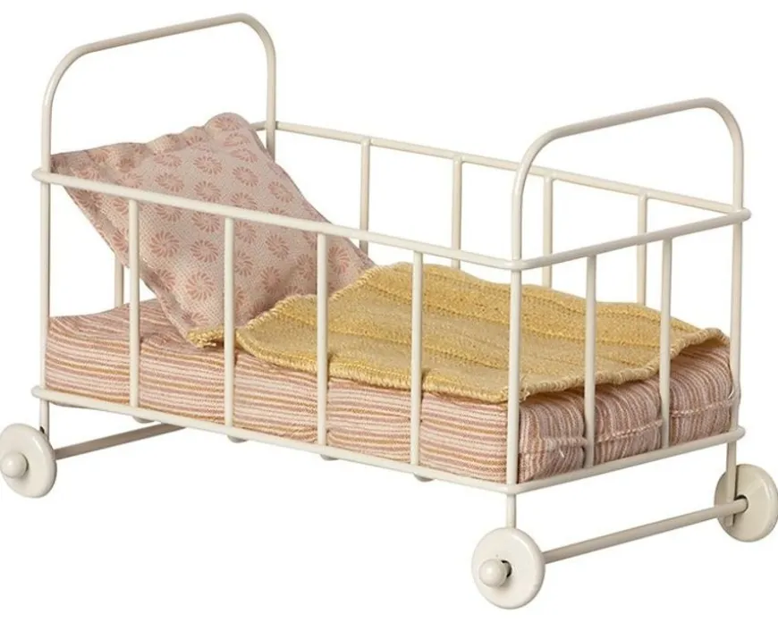 Maileg Metalen Babybed Rose Micro