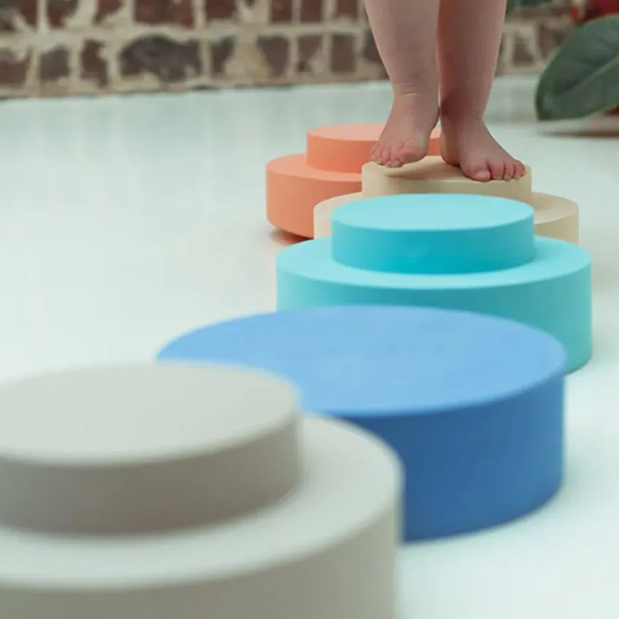 Moes Play Rainbow Chair Stapelstenen